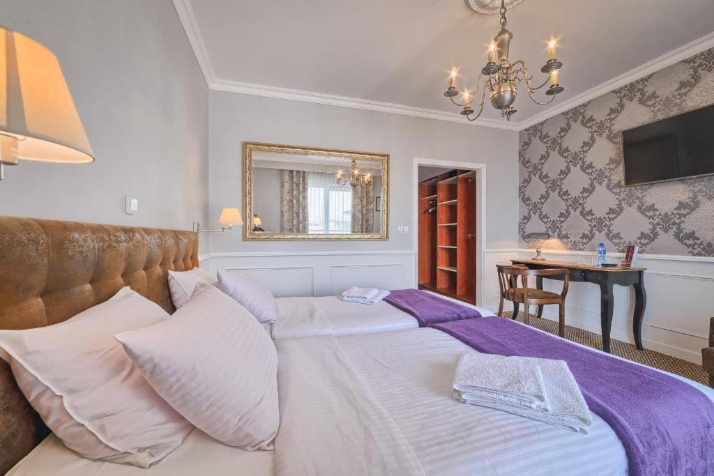 Grand Częstochowa - Tweepersoonskamer Met 1 Of 2 Bedden