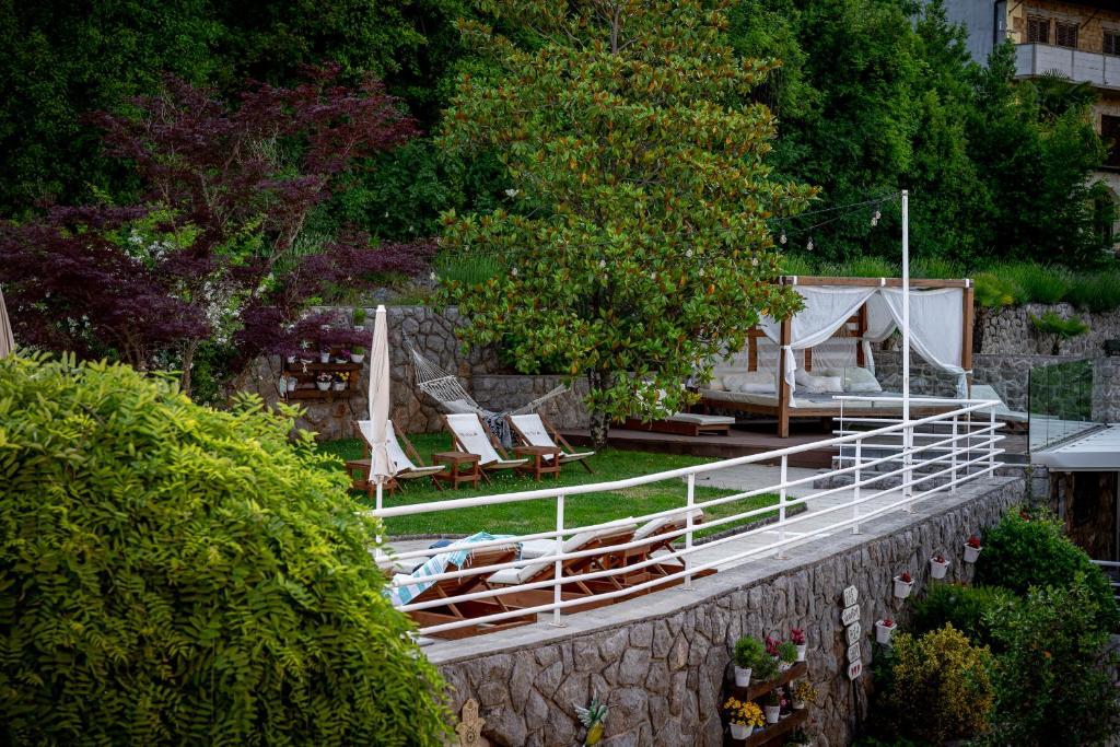 Zahrada ubytování Villa Nada