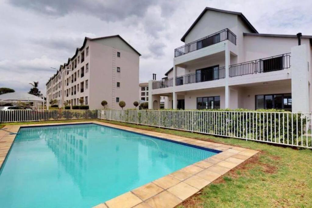 One Bedroom Flat to Rent in Midrand: Best Deals for 2022! Midrand halfway gauteng gardens heights