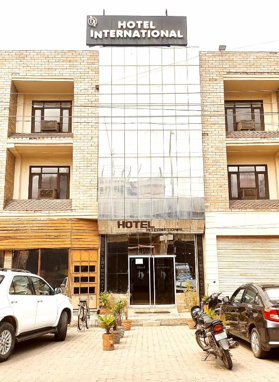 HOTEL INTERNATIONAL Bus Stand Jalandhar City, Jalandhar (updated
