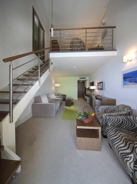 Hotel Park Makarska - Superior Suite With Balcony With Sea View