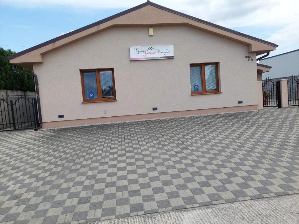 Budova, kde se penzion nachází