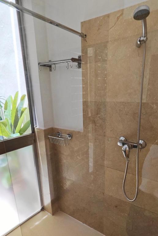 ESTUDIO TRANQUILO EN PLENO CENTRO DE MALAGA - 11