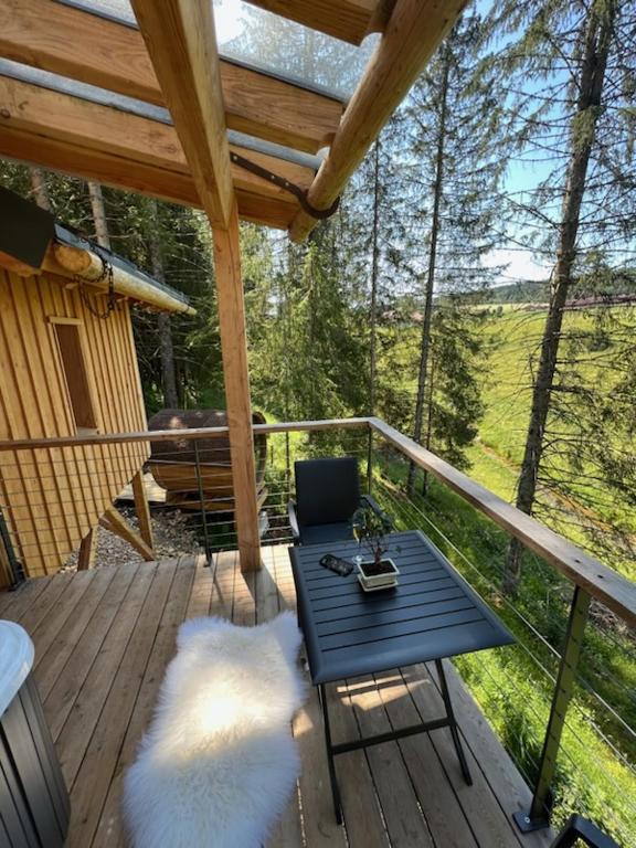Balkón nebo terasa v ubytování Les Écrins du Val de Mouthe, JURA