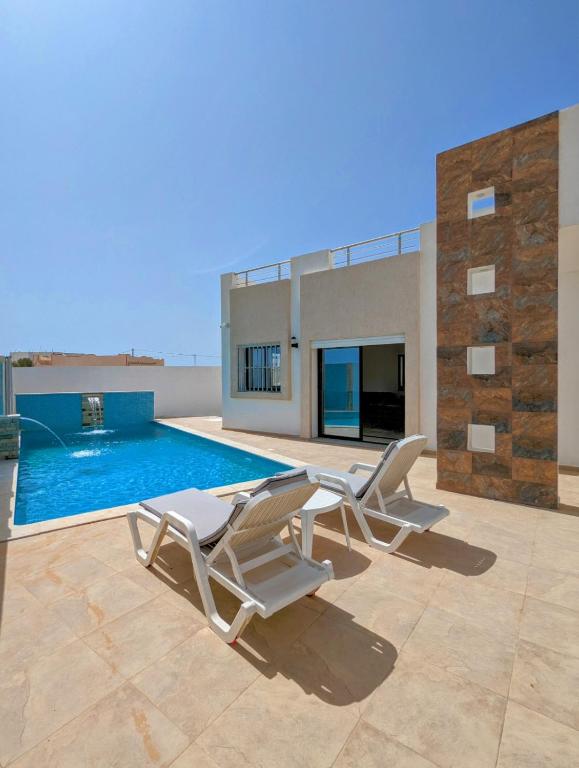 Fotografie z fotogalerie ubytování Villa NIÇOISE DJERBA v destinaci Awlād ‘Umar
