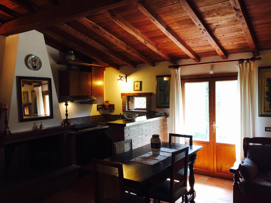 Posezení v ubytování Chalet La Sequoia Orte