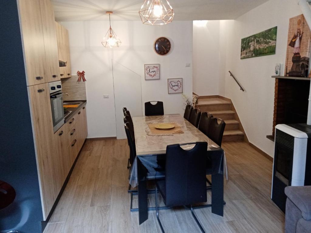 Cucina o angolo cottura di La Dimora di Pietra