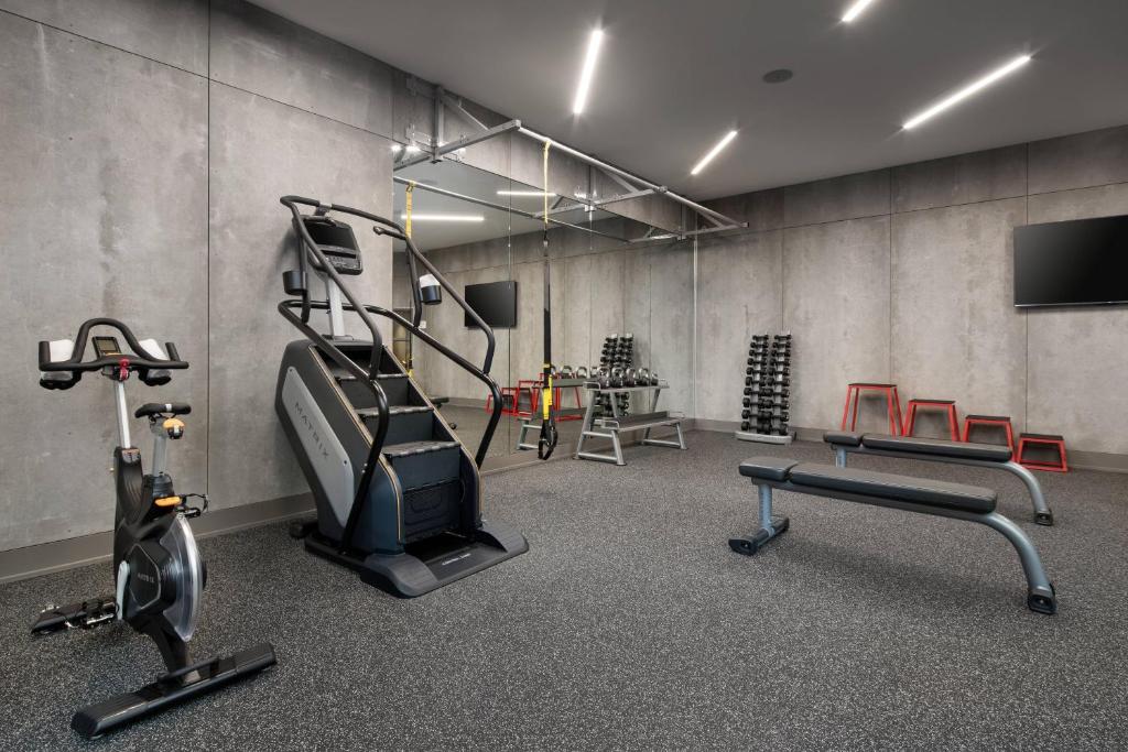 Fitness centrum a/nebo fitness zařízení v ubytování Courtyard Seattle Downtown/Lake Union