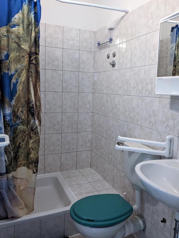Central Studio Apartments & Dormitory Rooms photo
