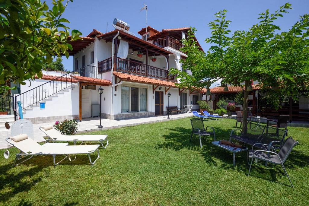 Zahrada ubytování Sophia houses by the sea