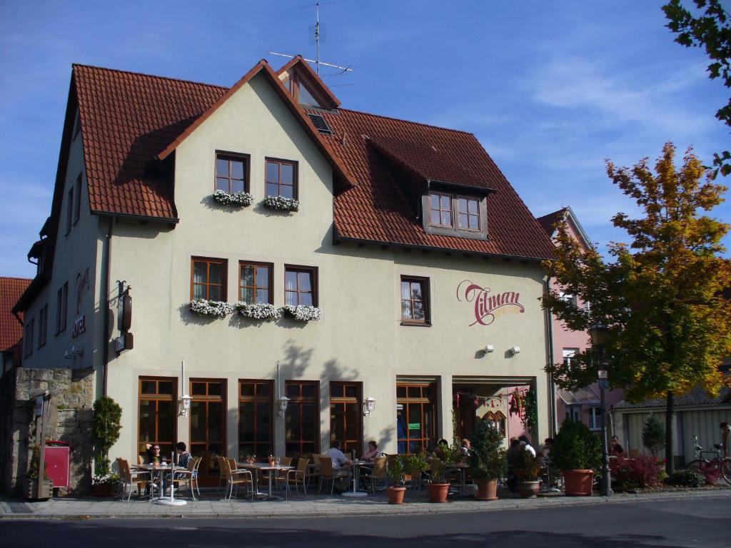 Budova, kde se hotel nachází