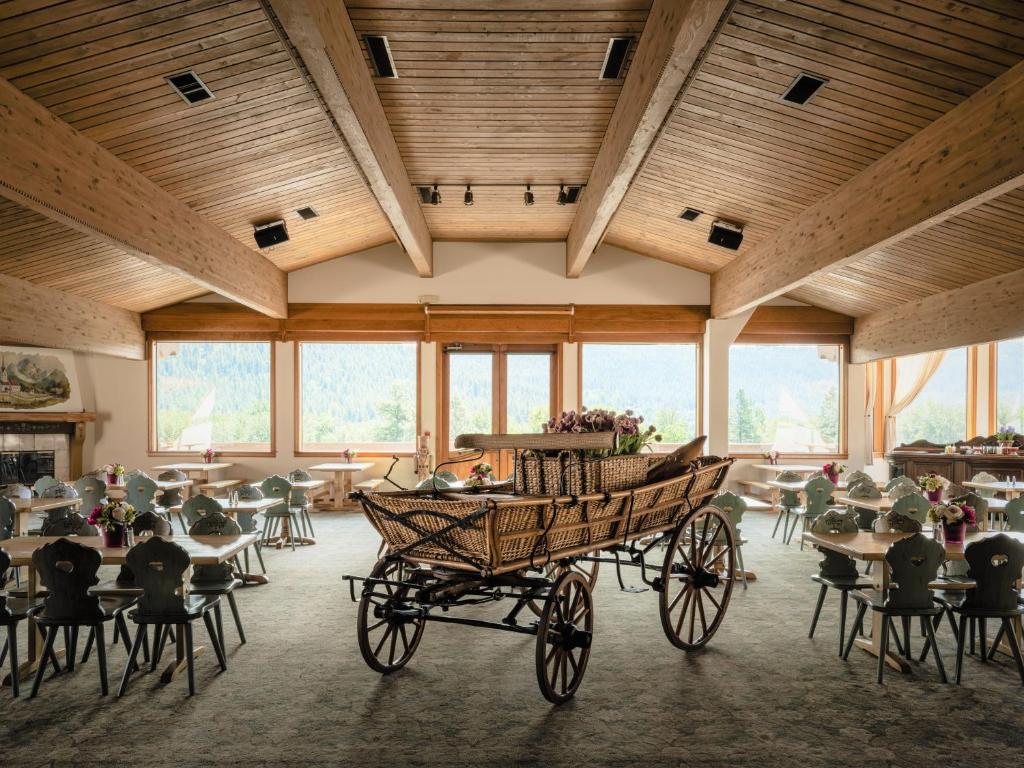 Restoran või mõni muu söögikoht majutusasutuses Enzian Inn