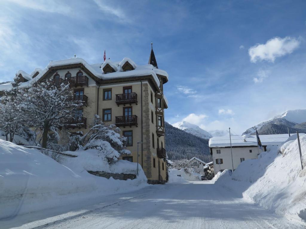 Hotel Schweizerhof Sta Maria v zimě