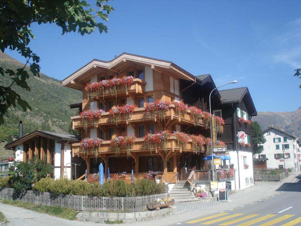 Nespecifikovaný výhled na hory nebo výhled na hory při pohledu z hotelu
