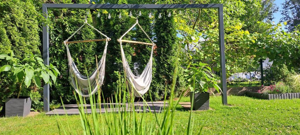 Vonkajšia záhrada v ubytovaní Apartament Na Szkolnej
