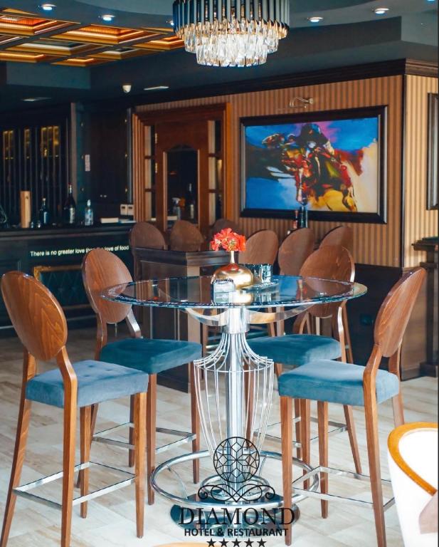 Posezení v ubytování Diamond Hotel & Restaurant