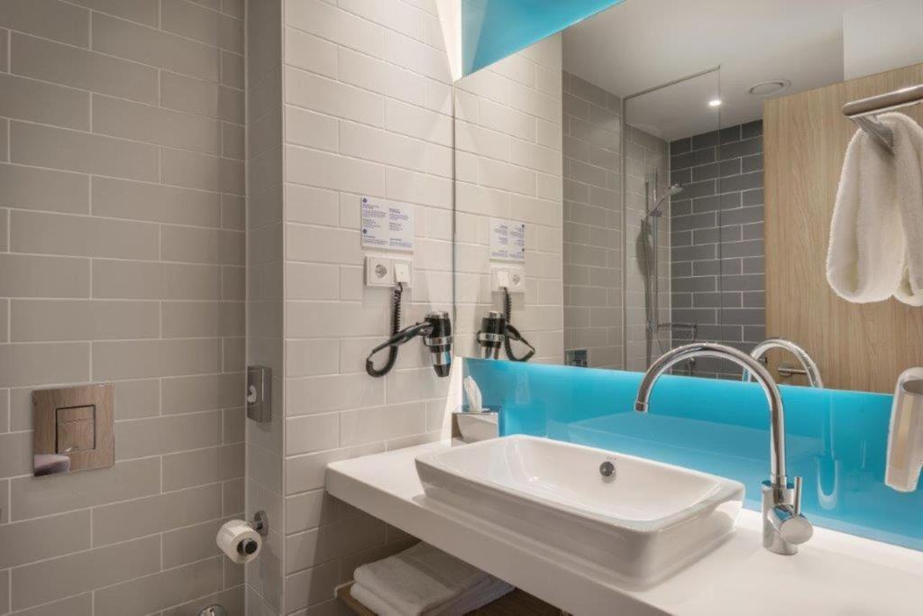 Koupelna v ubytování Holiday Inn Express Bochum by IHG