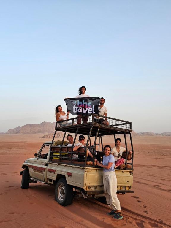 Ospiti di Wadi Rum Candles Camp
