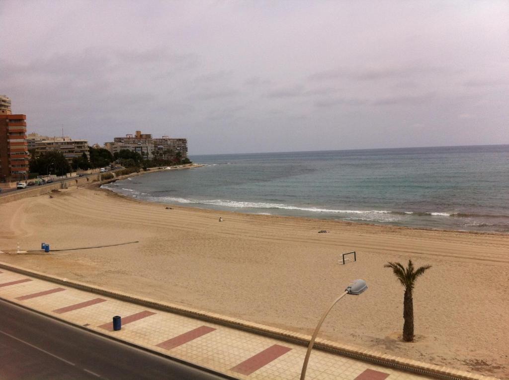 Frente al mar, a 10 metros de la playa, vistas increíbles del ...