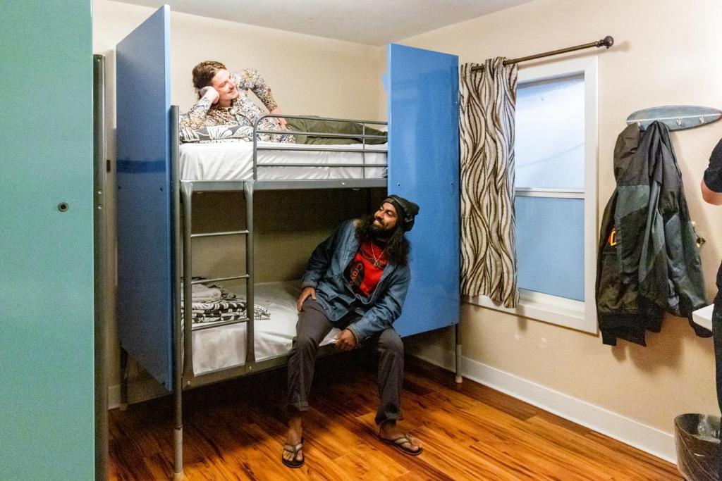 Samesun Ocean Beach Hotel & Hostel - Bed In 8-Bed Mixed Dormitory Room