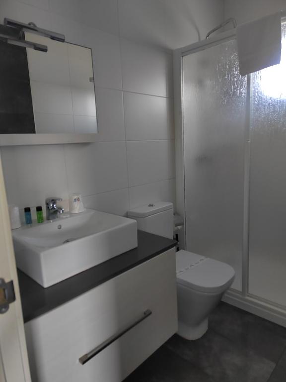 Kúpeľňa v ubytovaní Apartamentos en Leis Muxia