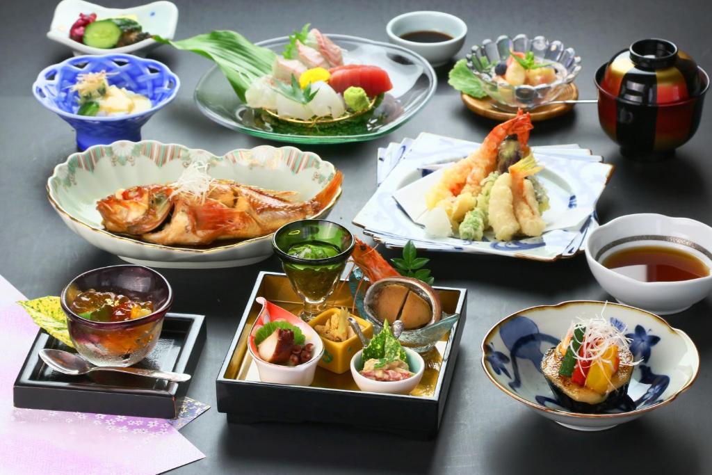 Đồ ăn tại/gần ryokan