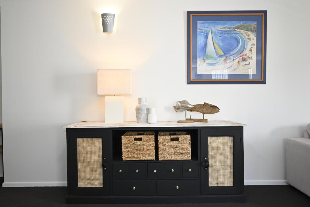 Fotografie z fotogalerie ubytování Stylish 2 B/R Kings Beach Apartment (6 guests) ZF4 v destinaci Caloundra