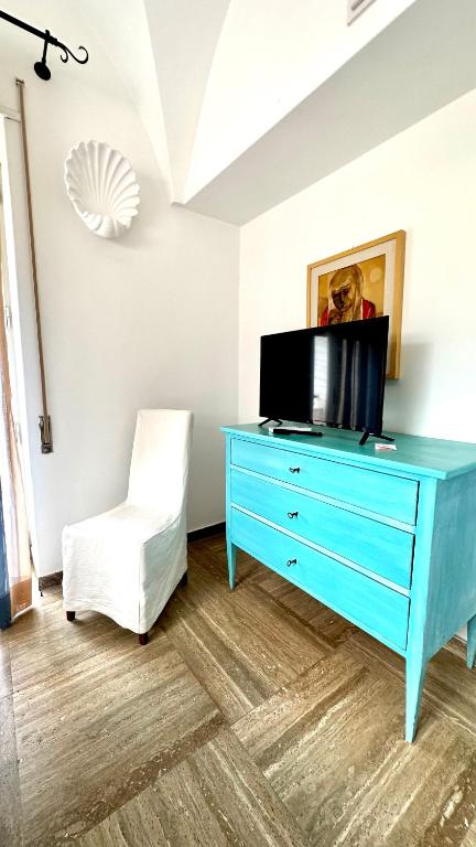 TV a/nebo společenská místnost v ubytování Villa La Zagara by CapriRooms
