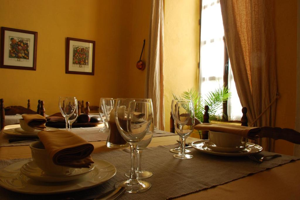 Comida en o cerca de este hotel
