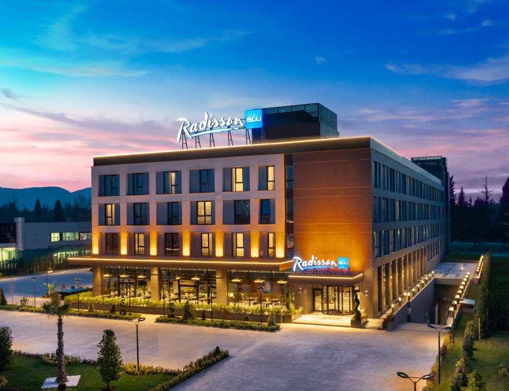 Budova, kde se hotel nachází