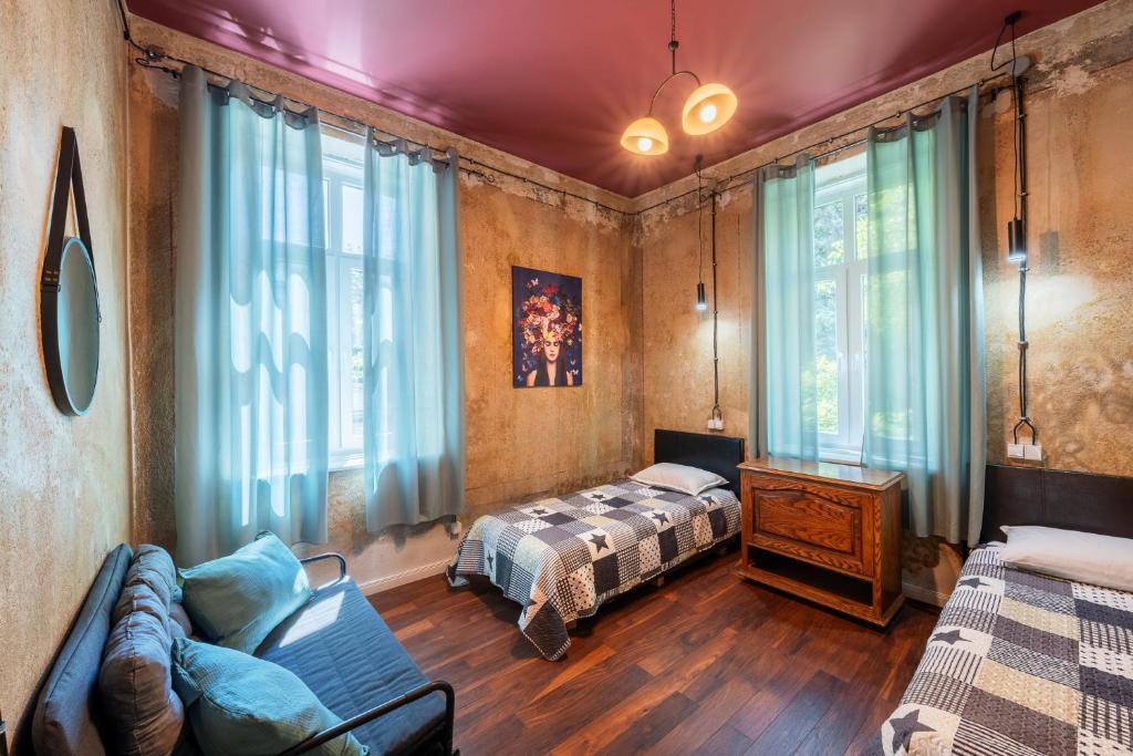 Guesthouse32 - Deluxe Doppel- Oder Zweibettzimmer Mit Stadtblick