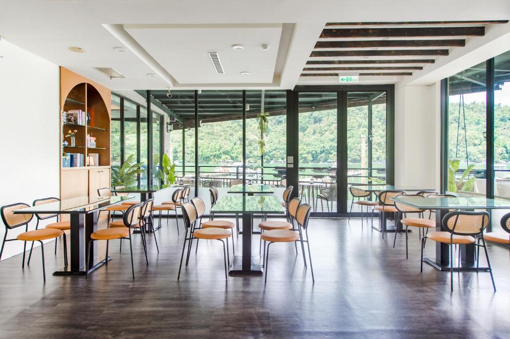 Restaurace v ubytování Sun Moon Lake Shui Yang Hall