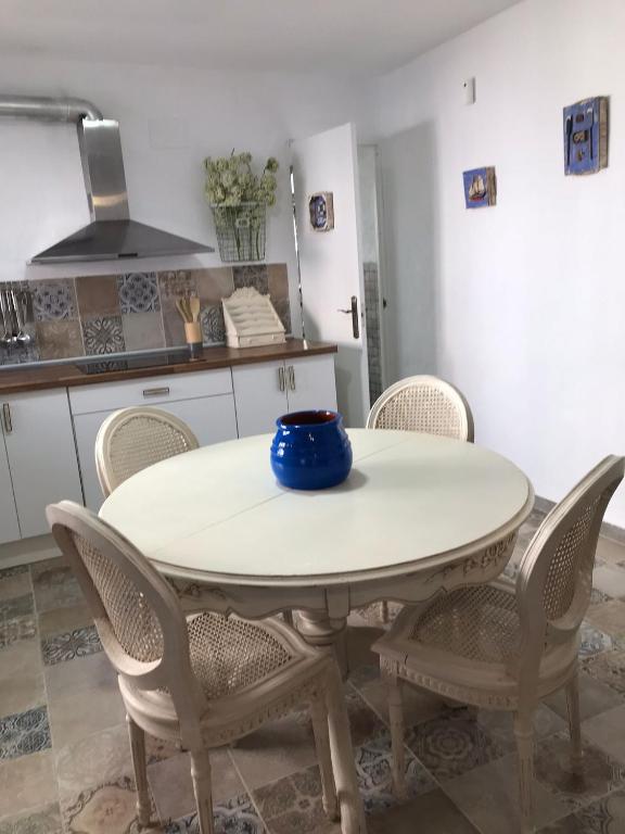 Kuchyň nebo kuchyňský kout v ubytování APARTAMENTOS LOLITALOLA HOLIDAYS