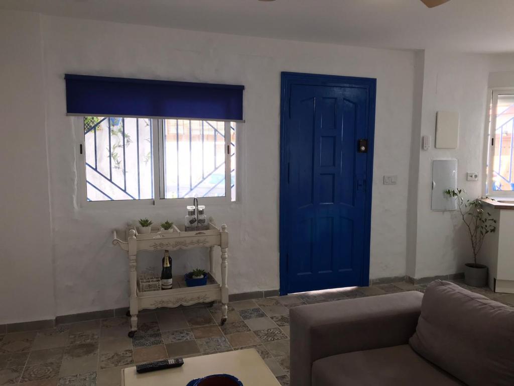 Posezení v ubytování APARTAMENTOS LOLITALOLA HOLIDAYS
