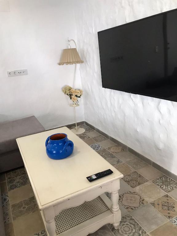 TV a/nebo společenská místnost v ubytování APARTAMENTOS LOLITALOLA HOLIDAYS