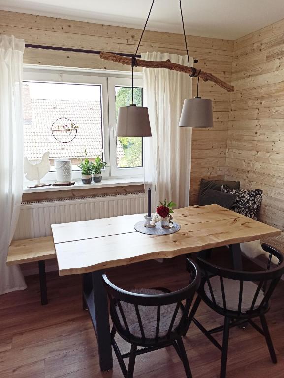 Fotografie z fotogalerie ubytování Ferienhaus Forstblick v destinaci Betzenstein