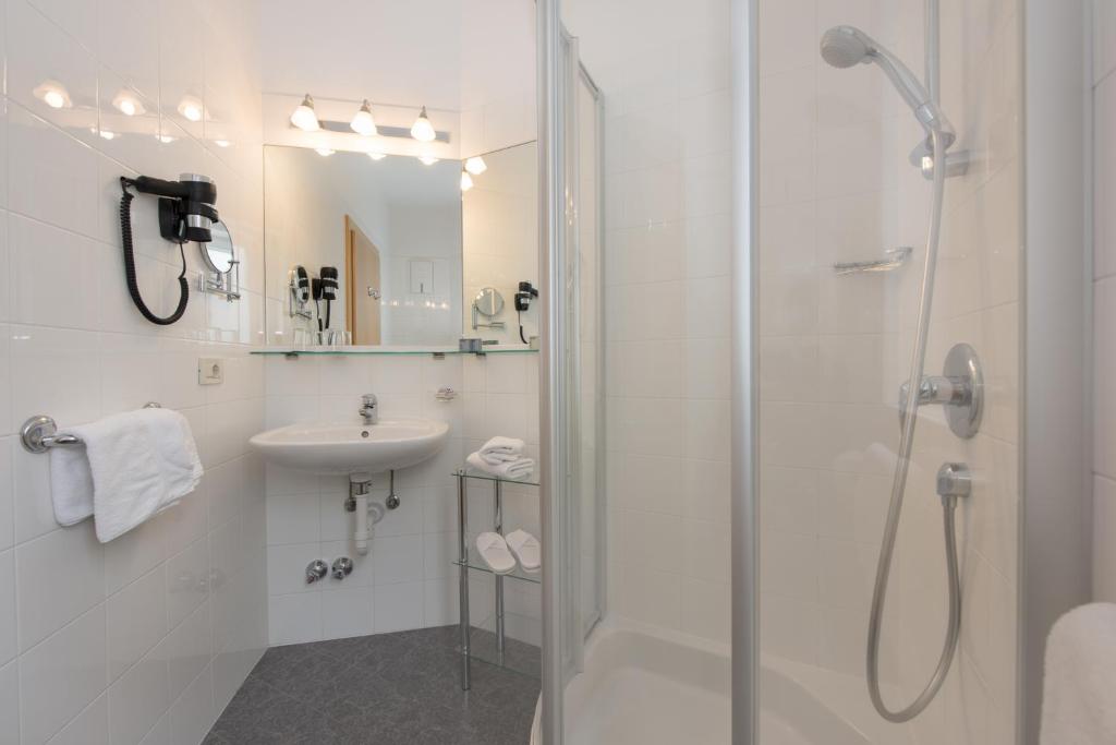 Koupelna v ubytování Hotel Ladurner