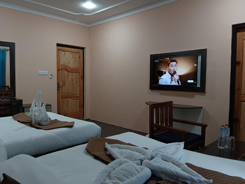 Fair Mount, Airport Road, Humhama Srinagar - Sala Familiar De Lujo