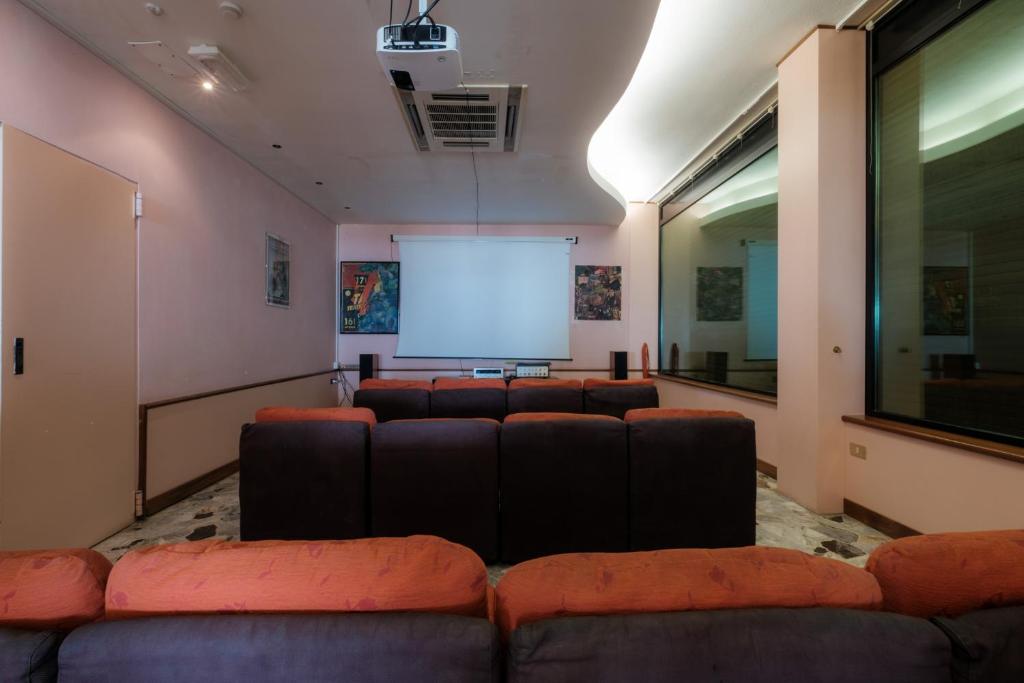 Hotel Crown - Resim 32