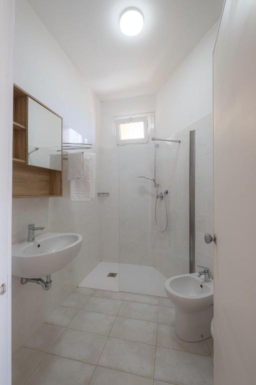 Hotel Crown - Resim 35