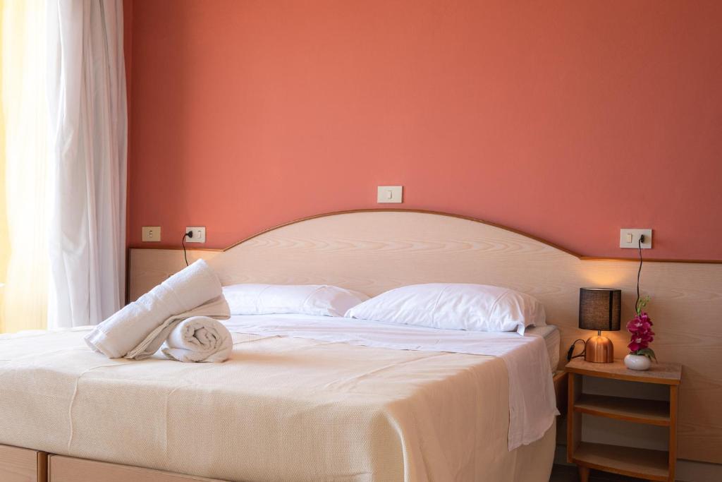 Hotel Crown - Resim 37