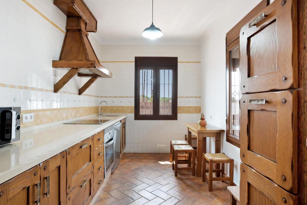 Kuchyňa alebo kuchynka v ubytovaní Casa Sonia y Nuria
