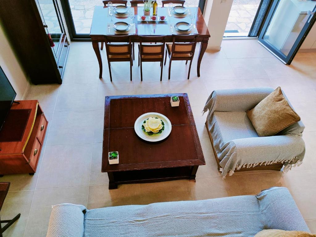 Posezení v ubytování Avramiou Lofts