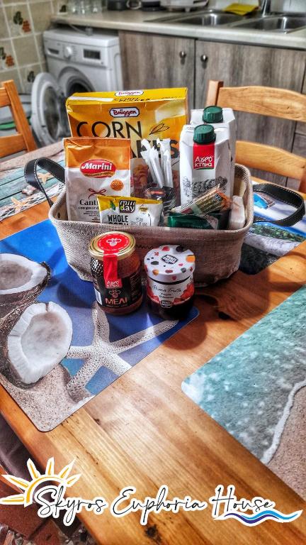 Zdjęcie z galerii obiektu Skyros Euphoria House w mieście Skiros