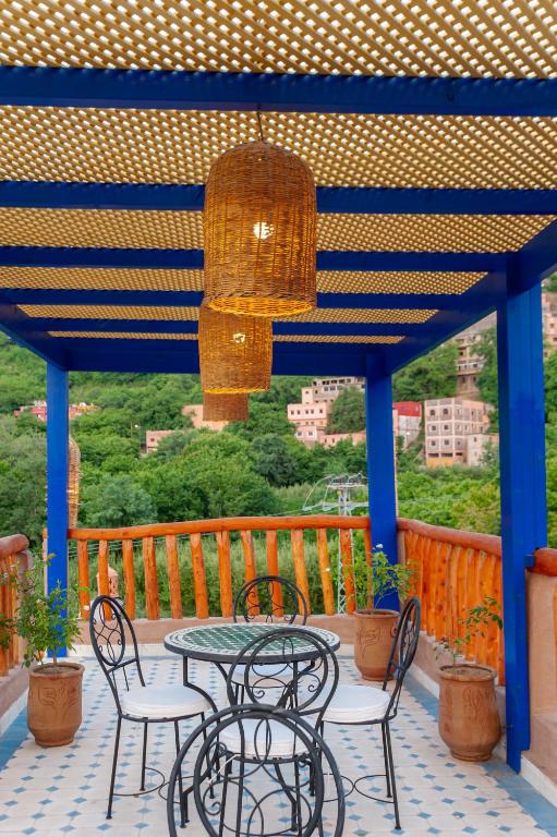 Uma varanda ou terraço em Smile House Imlil
