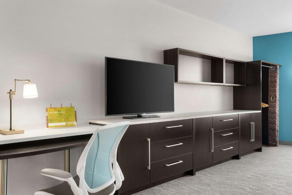 Home2 Suites By Hilton Madison Central Alliant Energy Center photo
