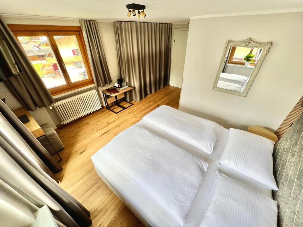 Haus Schrofenstein - 11