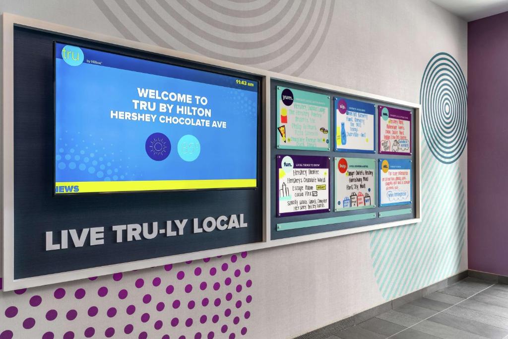Tru By Hilton Hershey Chocolate Avenue photo