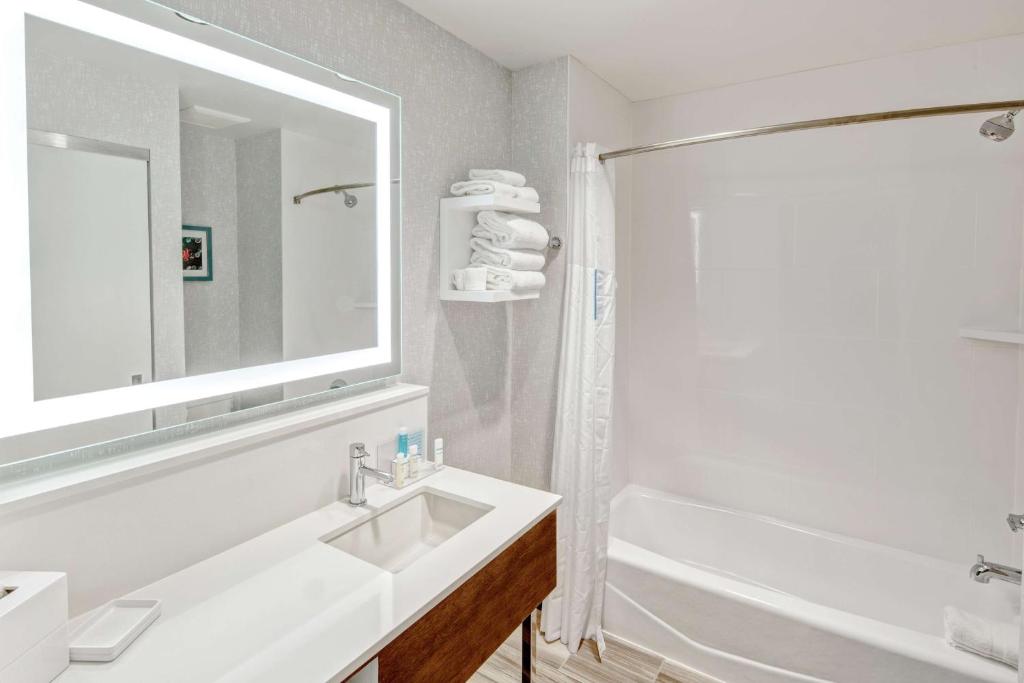 Hampton by Hilton Encinitas-Cardiff Beach Area - Zimmer Mit Queensize-Betten