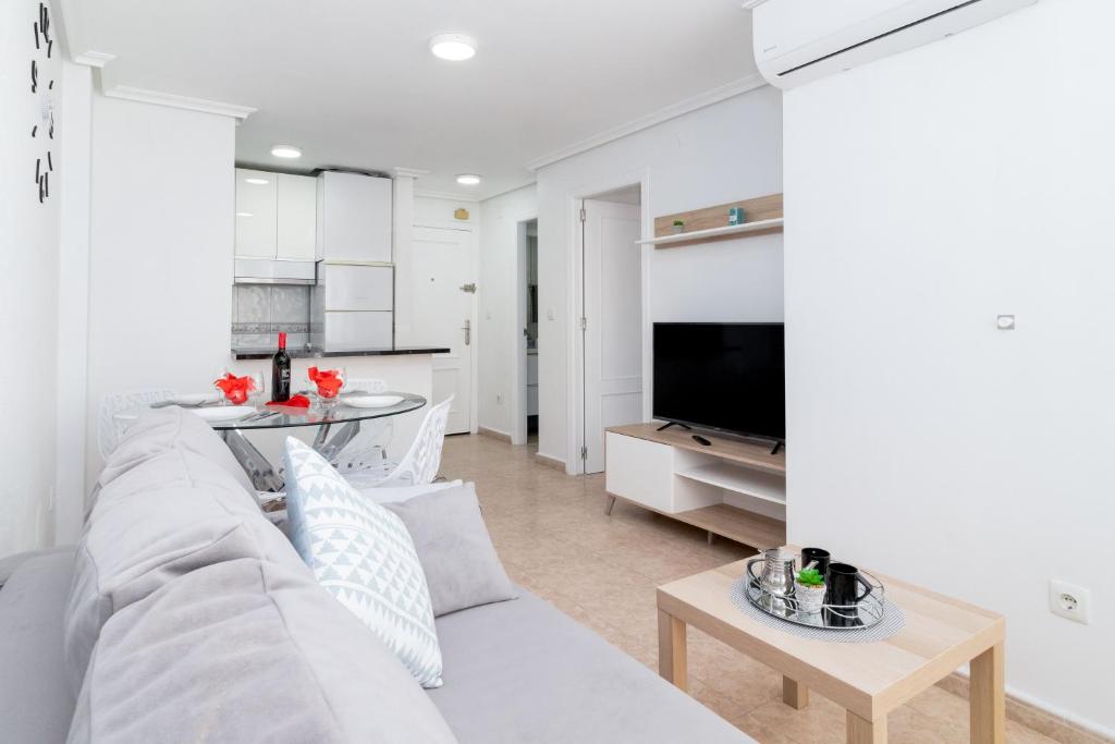 Espanatour VICENTE BLASCO IBANEZ 146, Torrevieja – Updated ...